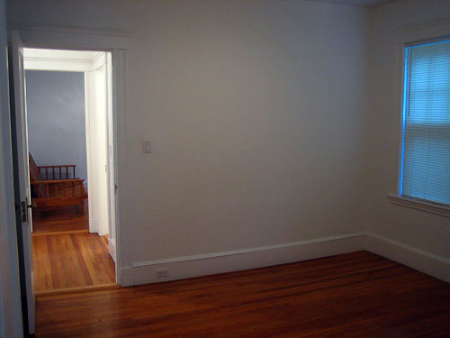 Main bedroom doorway num. 2.JPG