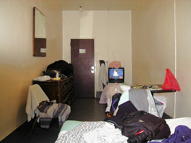 Riverview Hotel Room - Don't stay there!!.jpg